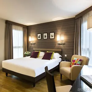 3* Hotel apartamentowy Citadines Republique