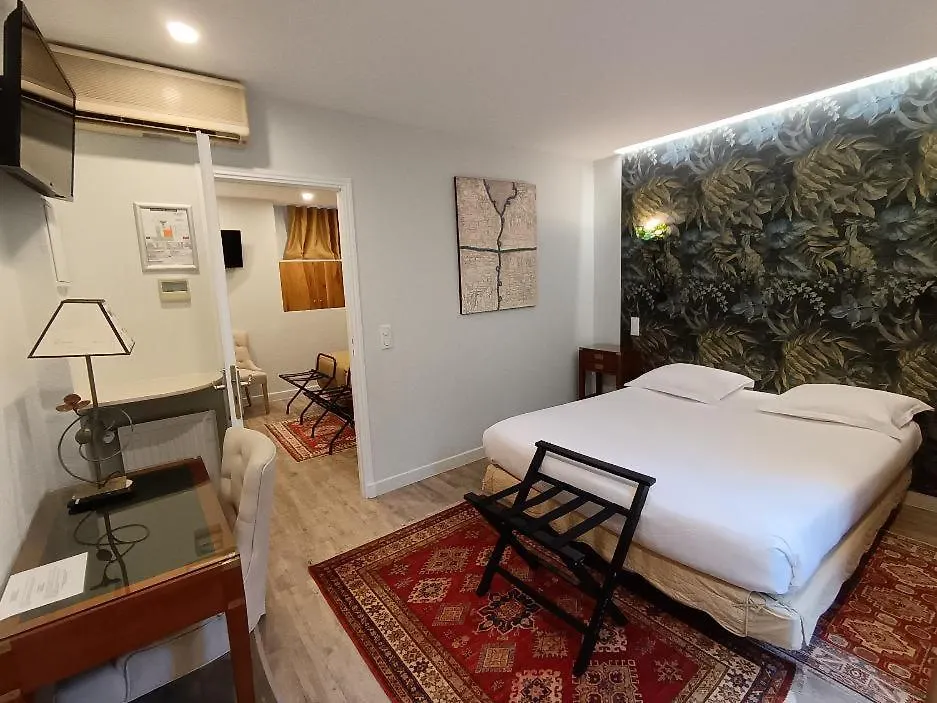 Hotel Des Bains Paris 2*,  France